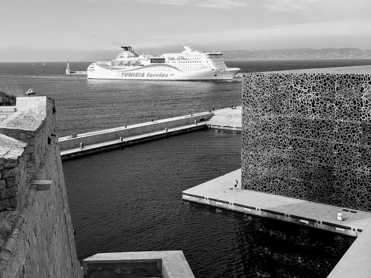 Vue Mer Plage Catalans Vieux Port Clim - 2 Chambres มาร์กเซย ภายนอก รูปภาพ